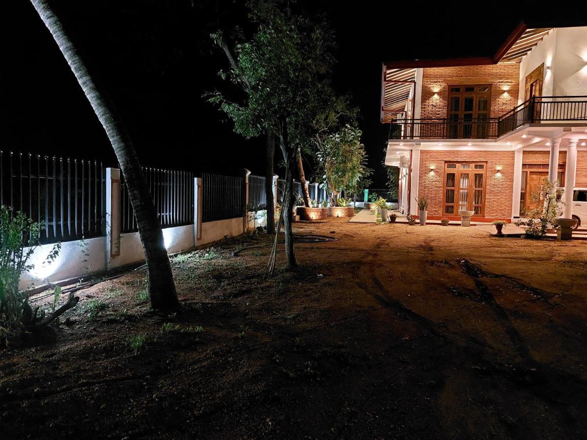 Green Shield Resort อนุราธปุระ ภายนอก รูปภาพ