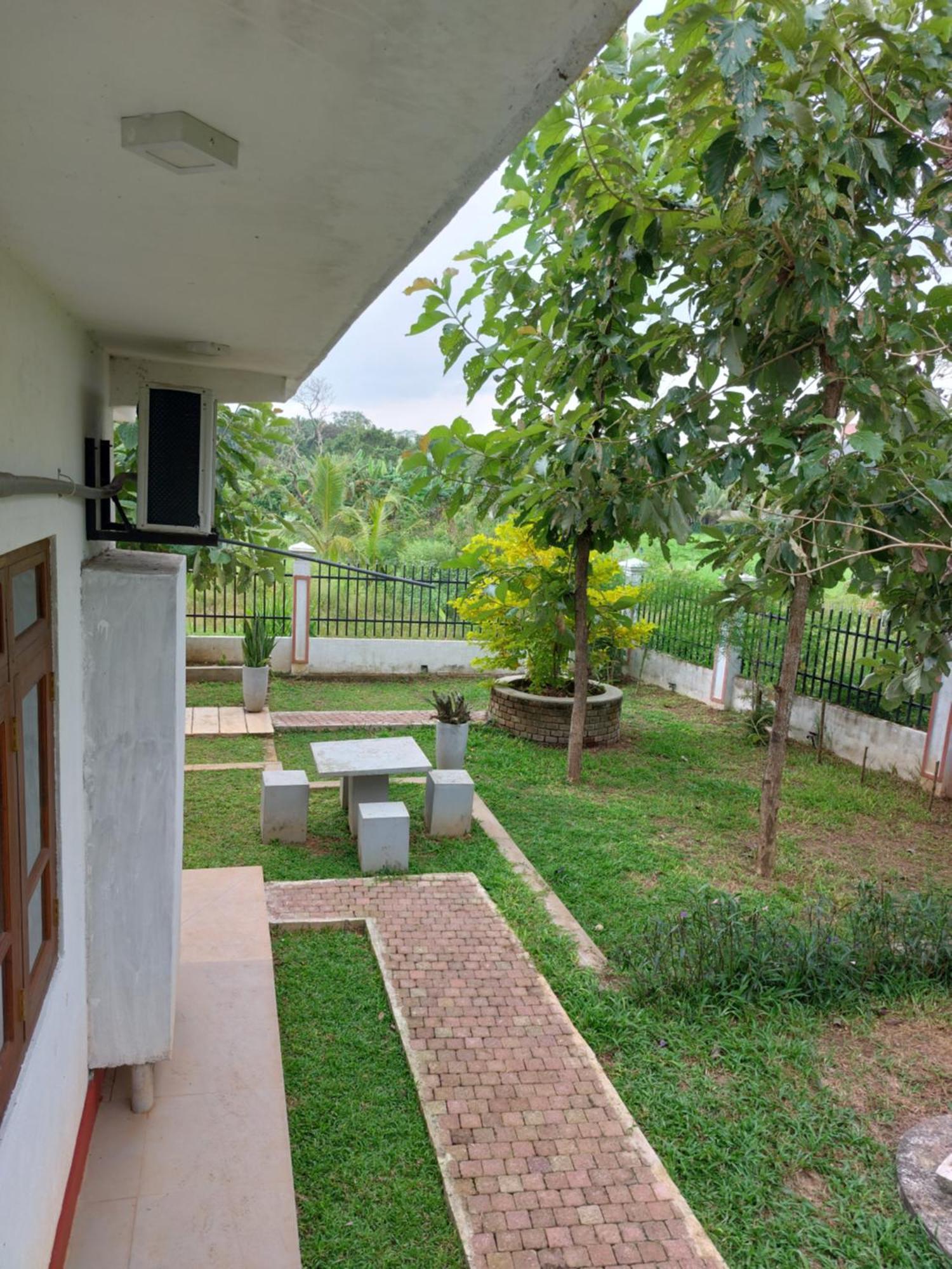 Green Shield Resort อนุราธปุระ ภายนอก รูปภาพ